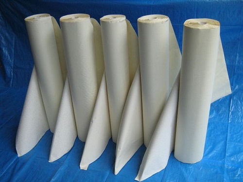 PVC墻紙?zhí)砑訜晒庠霭讋┖螅Ч@人